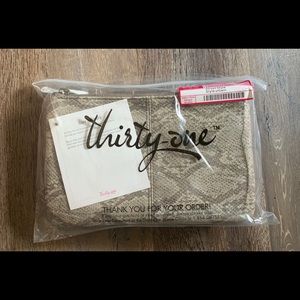 Street Style in Putty Snake